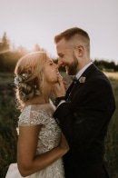 Muted Romantic Toronto Wedding at Kortright Centre