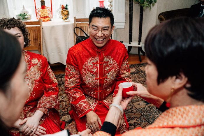 groom's mom at chinese tea ceremony